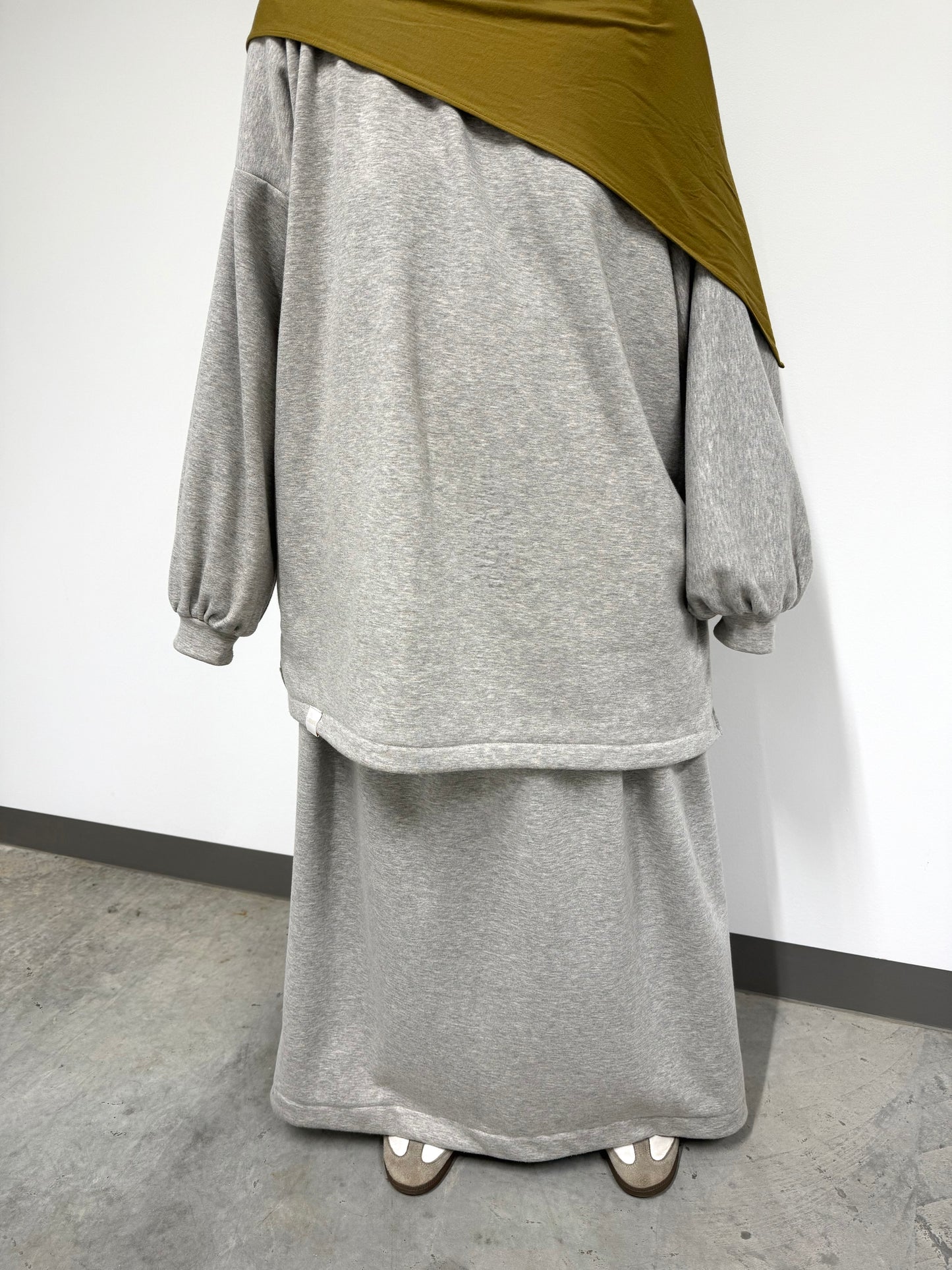 Essential Cozy – Light Grey