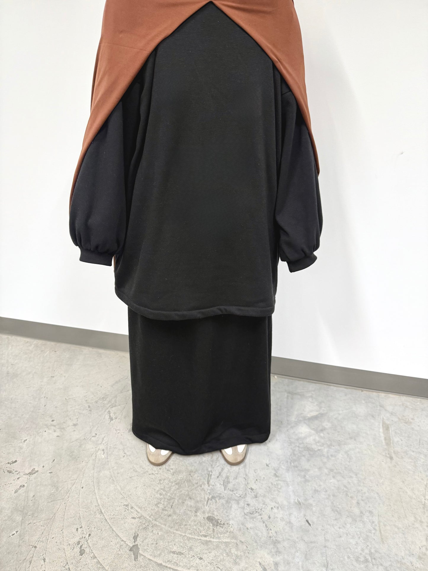 Essential Cozy – Black