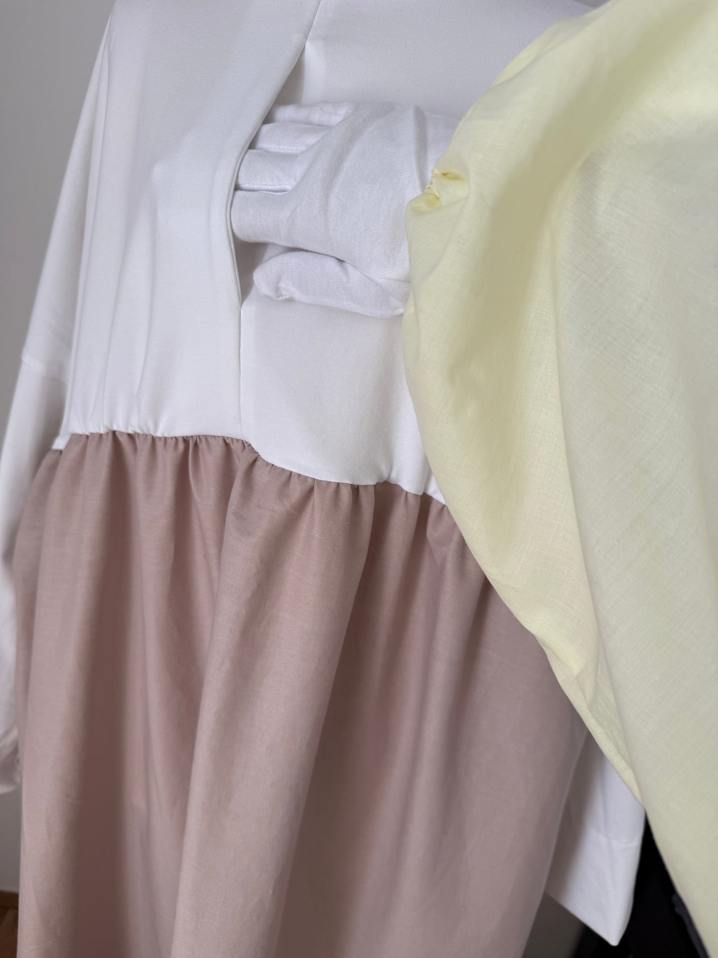 Soft Balance Abaya